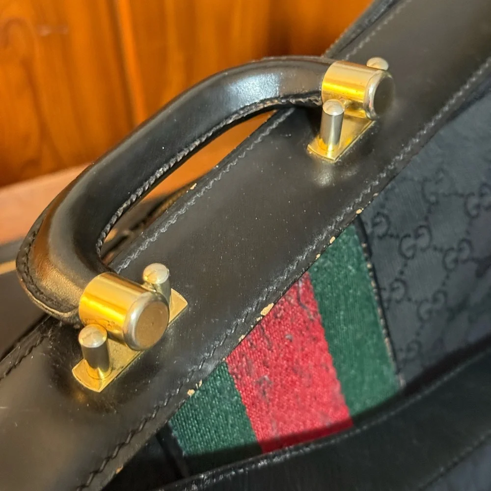 Vintage Gucci briefcase/travel bag - Picture 5 of 7